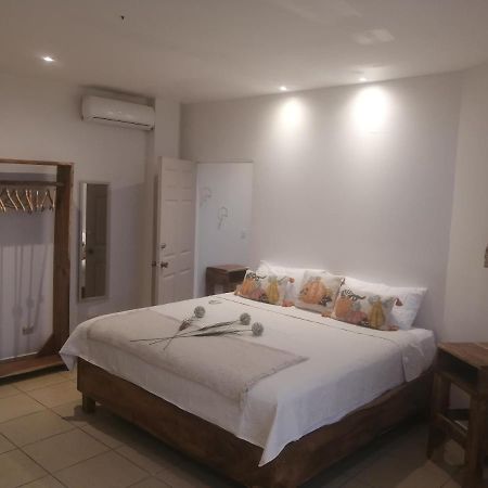 Karao -Guanacaste Airport Hotel Nacascolo Екстериор снимка